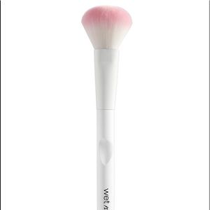 Wet n Wild Blush Brush